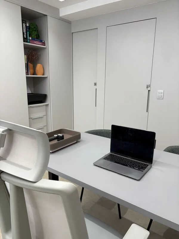 WhatsApp Image 2025-11-06 at 14.23.09 (1)